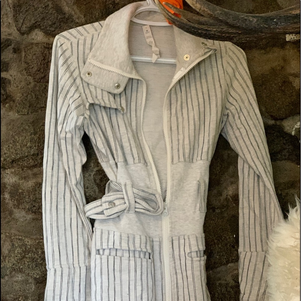 Lulu style blazer